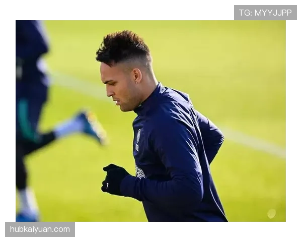 劳塔罗生涯进阶解析：二前锋如何完成向全能中锋的转型